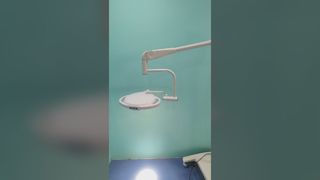 BR-OT300L Мобильная подставка со светодиодной операционной лампой